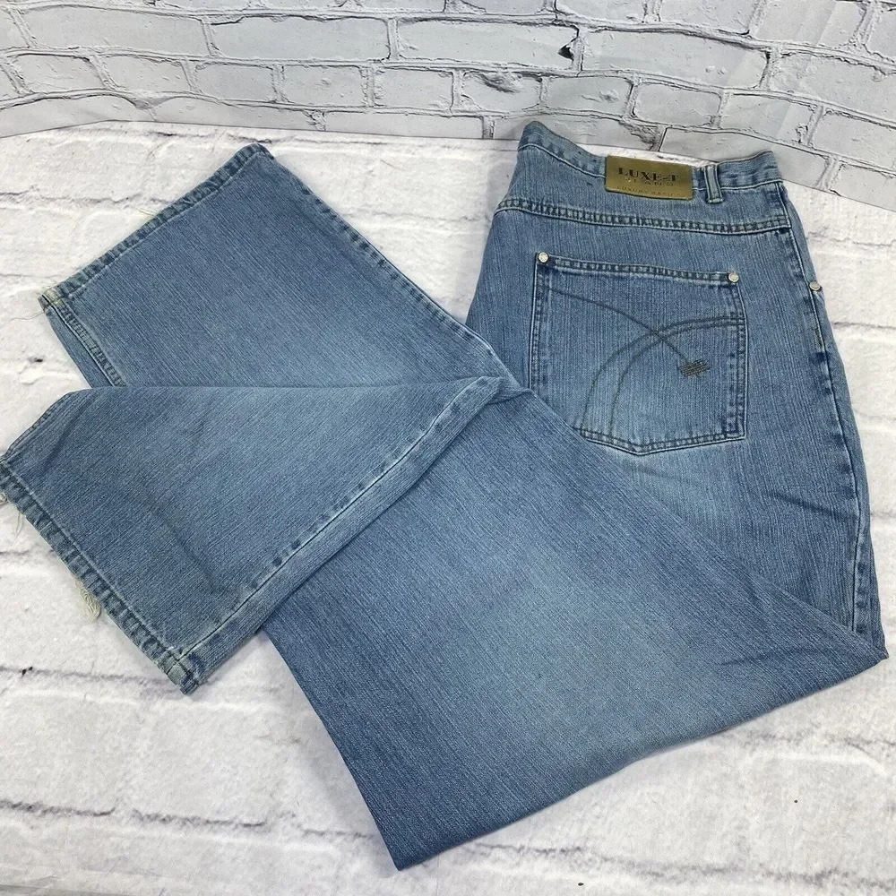 LUXE-T Luxury Basics Relaxed Fit Men's Blue Jeans‎ Size 42x33 Distressed Hem